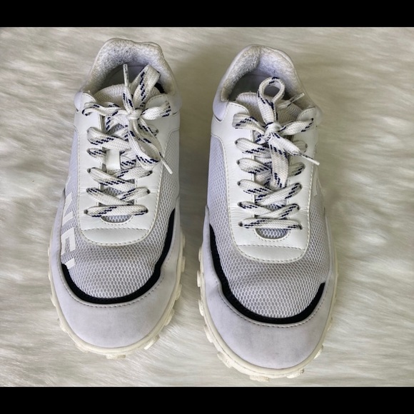 Authentic Chanel leather trainers size 39 - Picture 9 of 15